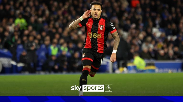 Justin Kluivert scored a spectacular goal as Bournemouth equalised in the second half against Brighton.