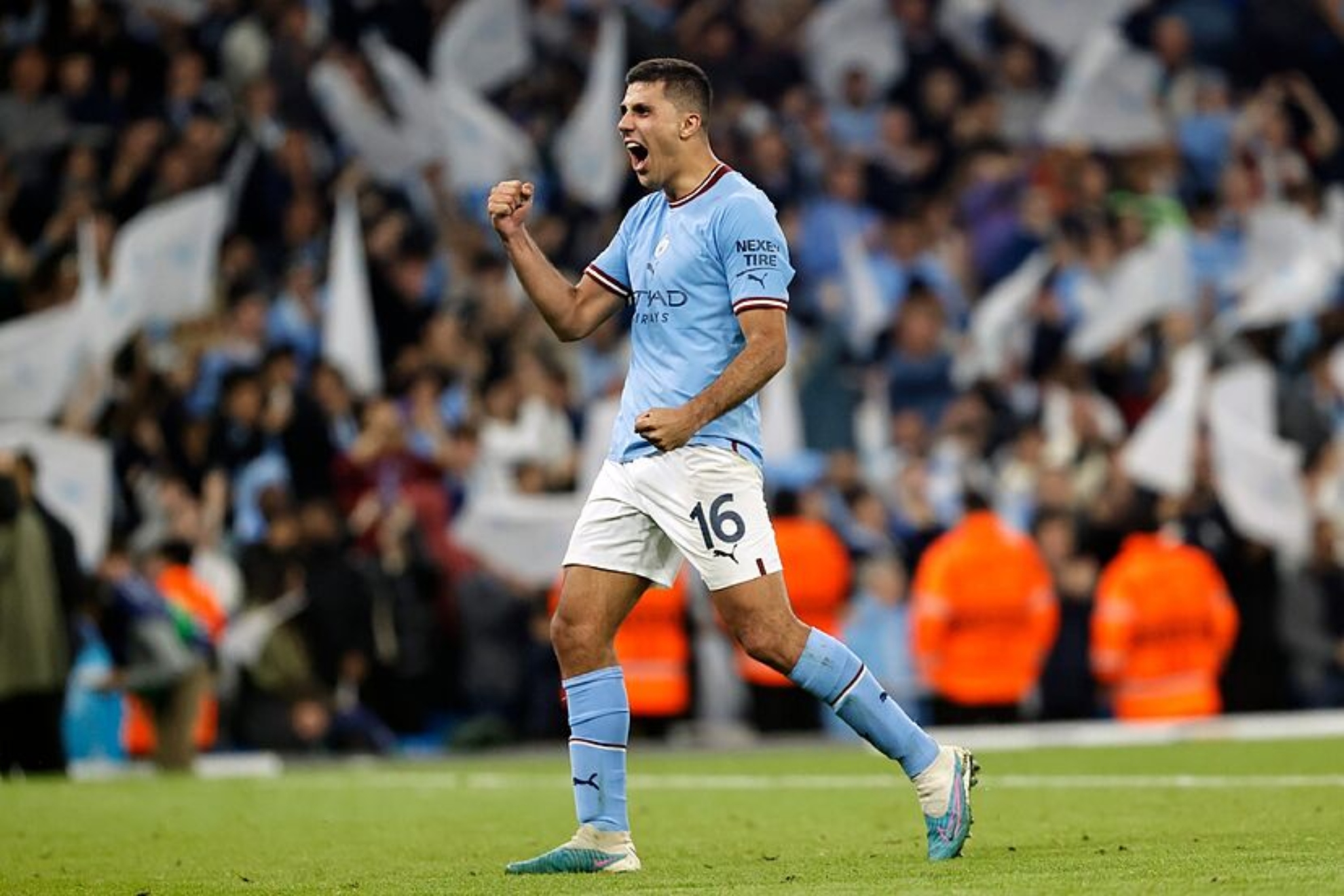 Rodri en un partido con el Manchester City