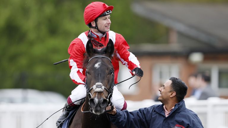 Oisin Murphy triumphed aboard Berkshire Whisper