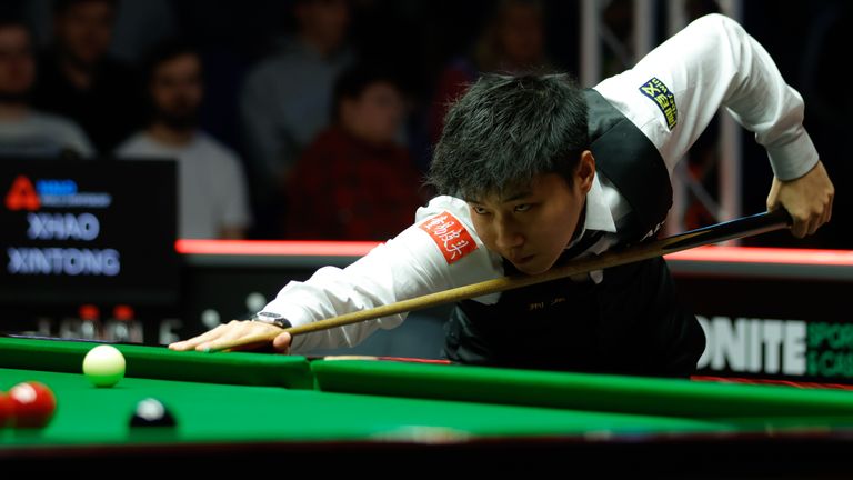 Zhao Xintong raced into a 2-0 lead in his semi-final against Ronnie O'Sullivan before the first session finished all square at 4-4