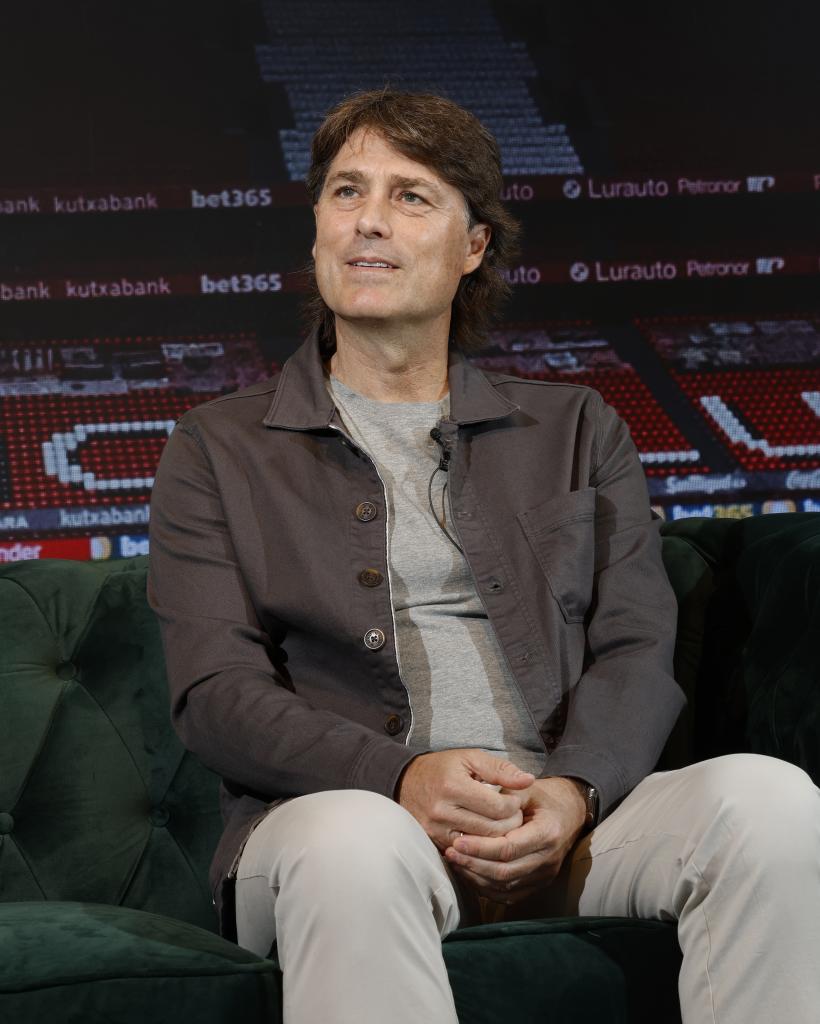 VISITA MARCA DE JULEN GUERRERO PARA ENTREVISTA