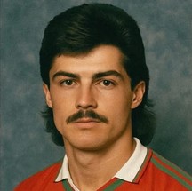 Cristiano Ronaldo, no estilo anos 80 — Foto: Reprodução