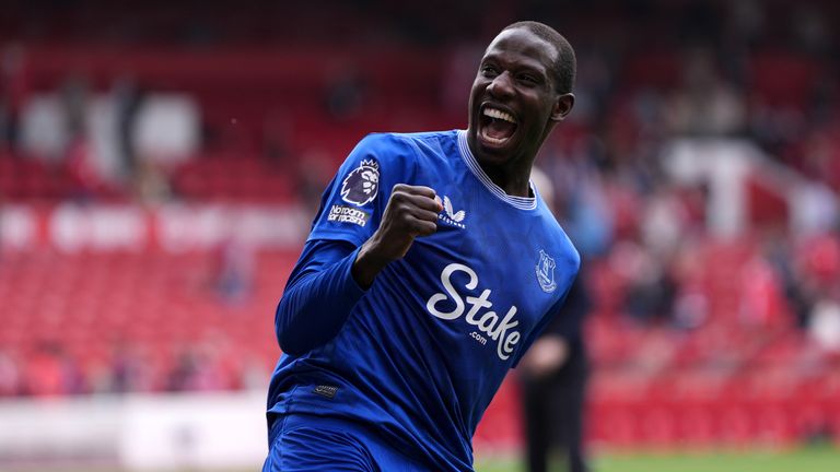 Everton's Abdoulaye Doucoure celebrates scoring their match winner